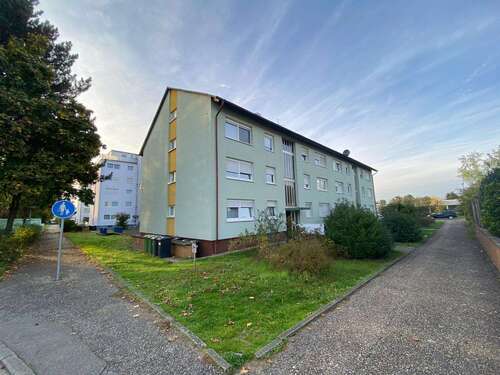 Foto - Haus zum Kaufen in Oberhausen-Rheinhausen 1.499.000,00 € 593.9 m²