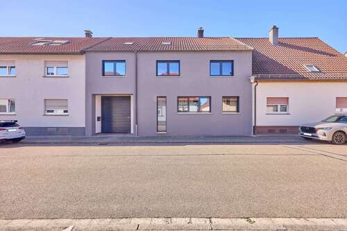 Foto - Haus zum Kaufen in Graben-Neudorf 799.000,00 € 224.33 m²