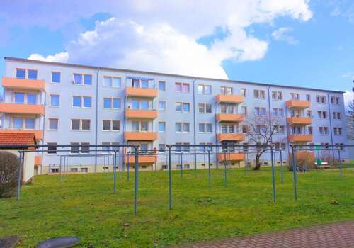 Foto - Wohnung zum Mieten in Braunsbedra 326,00 € 59.11 m²