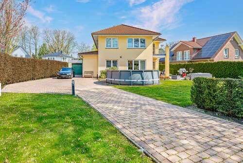 Foto - Haus zum Kaufen in Bremen Oberneuland 849.000,00 € 191.85 m²