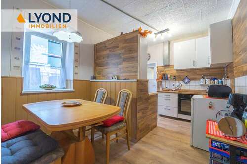 Foto - Haus zum Kaufen in Hecklingen 55.000,00 € 170 m²