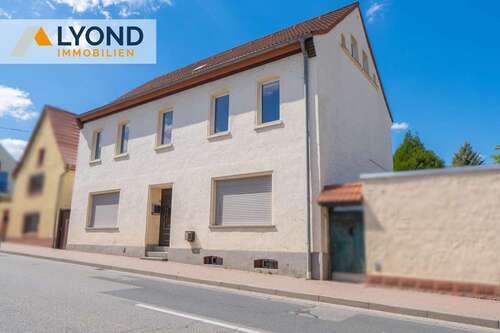 Foto - Haus zum Kaufen in Hecklingen 77.000,00 € 170 m²