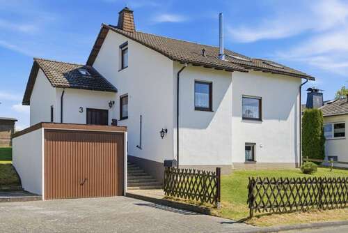 Foto - Haus zum Kaufen in Heidenrod Huppert 355.000,00 € 157 m²