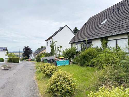 Foto - Haus zum Kaufen in Bornheim 359.000,00 € 167 m²