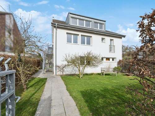 Foto - Haus zum Kaufen in Grevenbroich 649.000,00 € 309 m²