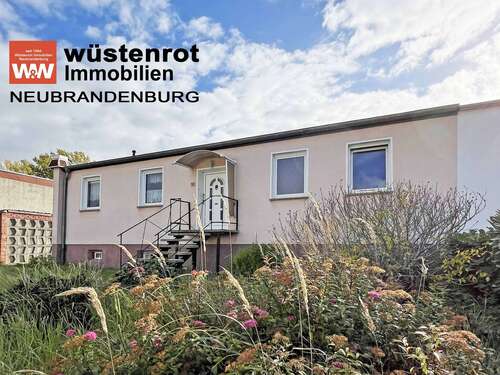 Foto - Haus zum Kaufen in Altentreptow 125.000,00 € 97 m²