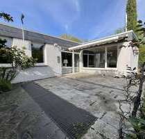 Haus zum Kaufen in Frankfurt Main Niederursel 700.000,00 € 130 m² - Frankfurt / Main / Niederursel