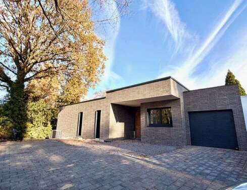 Foto - Haus zum Kaufen in Krefeld 1.350.000,00 € 250 m²