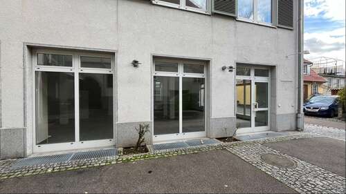Foto - Einzelhandel in Vaihingen 995,00 € 124 m²