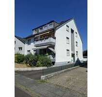 Haus zum Kaufen in Bergisch Gladbach-Refrath 1.180.000,00 € 381 m²