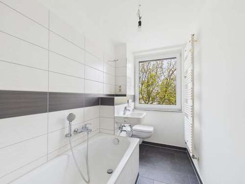 Foto - Wohnung zum Mieten in Chemnitz 371,00 € 59.89 m²
