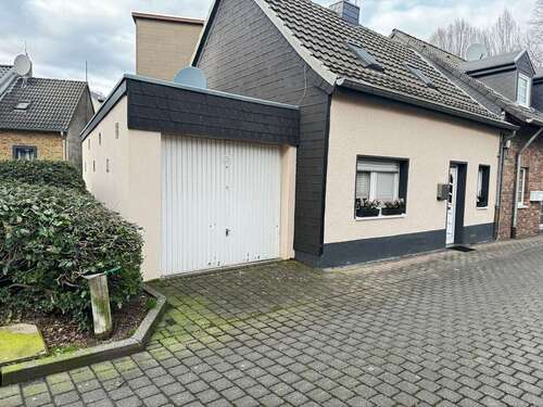 Foto - Haus zum Mieten in Frechen 1.150,00 € 75 m²