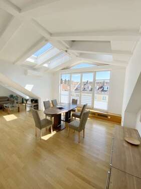 Foto - Haus zum Kaufen in München 10.980.000,00 € 1527 m²