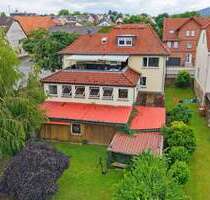 Haus zum Kaufen in Zierenberg 240.000,00 € 226 m²