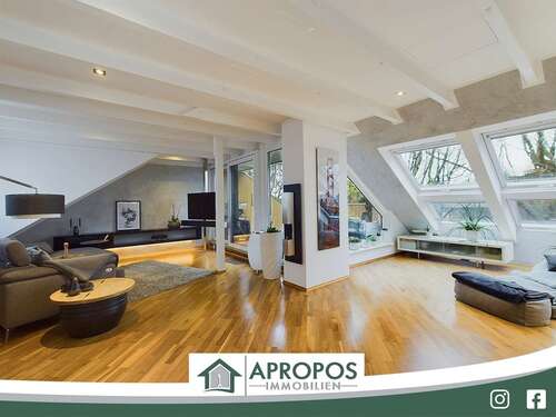 Foto - Haus zum Kaufen in Duisburg Ruhrort 618.900,00 € 363 m²