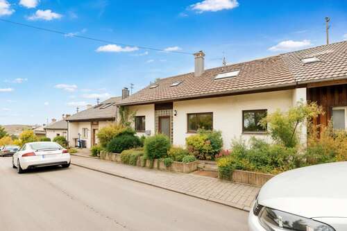 Foto - Haus zum Kaufen in Karlsruhe 425.000,00 € 170 m²