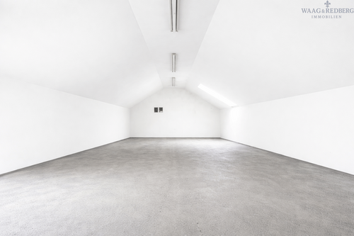 Foto - Haus zum Kaufen in Büchenbach 400.000,00 € 450 m²