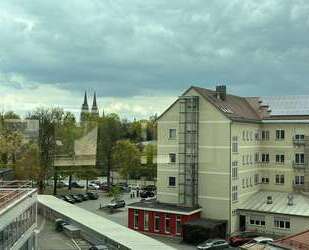 Büro in Regensburg 2.432,65 € 248.23 m²