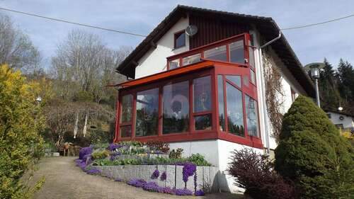 Foto - Haus zum Kaufen in Höchenschwand 395.000,00 € 270 m²
