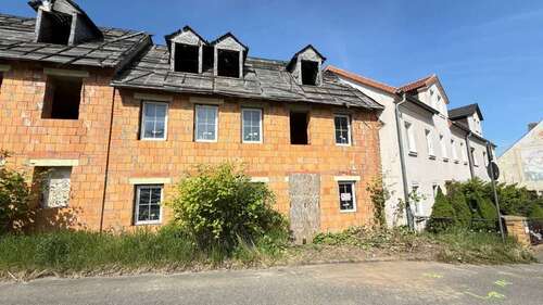 Foto - Haus zum Kaufen in Hartha 15.000,00 € 120 m²
