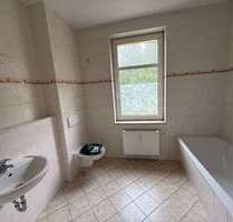 Wohnung zum Mieten in Mylau 250,00 € 51.96 m²