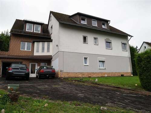 Foto - Haus zum Kaufen in Stadtoldendorf 159.000,00 € 220 m²