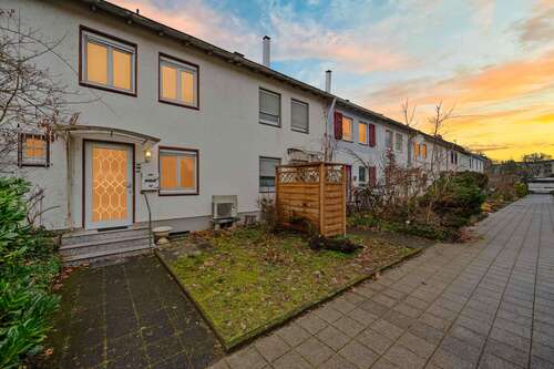 Foto - Haus zum Kaufen in Karlsruhe 399.000,00 € 79 m²