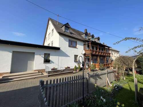 Foto - Haus zum Kaufen in Osann-Monzel 489.000,00 € 315 m²