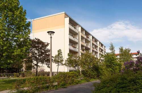 Foto - Wohnung zum Mieten in Leipzig 372,69 € 63.41 m²