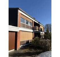 Haus zum Kaufen in Bergisch Gladbach 725.000,00 € 310 m²