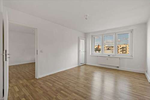 Foto - Wohnung zum Mieten in Halle 430,00 € 48 m²