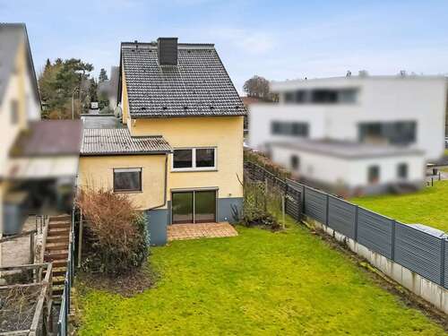 Foto - Haus zum Kaufen in Bruchköbel Oberissigheim 375.000,00 € 56.86 m²