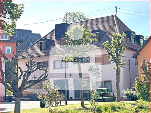 Foto - Haus zum Kaufen in Kupferberg 180.000,00 € 300 m²