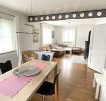 Haus zum Kaufen in Stuttgart 850.000,00 € 202 m²
