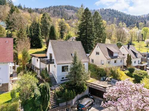Foto - Haus zum Kaufen in Baden-Baden 650.000,00 € 217 m²