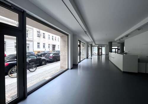 Foto - Einzelhandel in Berlin 2.300.000,00 € 369.17 m²