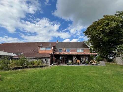 Foto - Haus zum Kaufen in Hagermarsch 390.000,00 € 378 m²