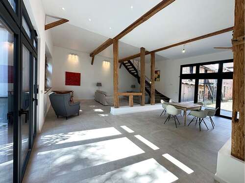 Foto - Haus zum Kaufen in Schöneck 729.000,00 € 165 m²