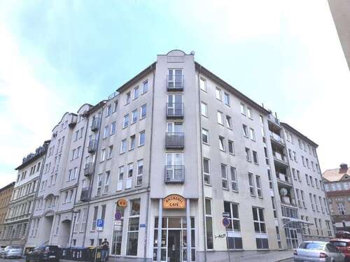 Foto - Wohnung zum Mieten in Halle 550,00 € 69.04 m²