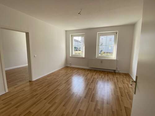 Foto - Wohnung zum Mieten in Groß Schacksdorf-Simmersdorf 323,00 € 66 m²