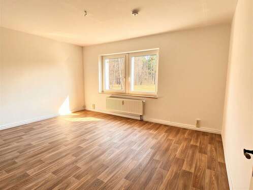 Foto - Wohnung zum Mieten in Groß Schacksdorf-Simmersdorf 389,00 € 79.3 m²