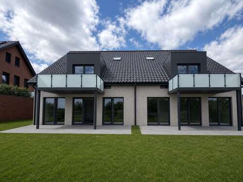 Foto - Haus zum Kaufen in Rhede 860.000,00 € 205.93 m²