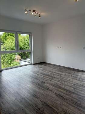 Foto - Haus zum Mieten in Homburg 1.990,00 € 180 m²