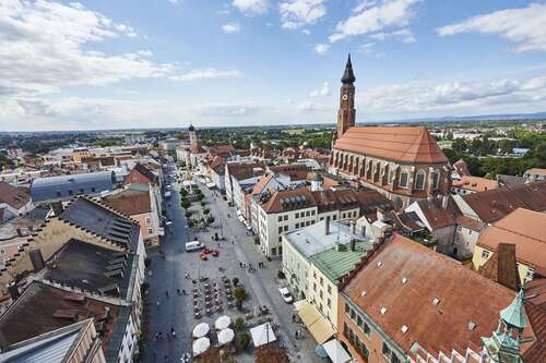 Foto - Haus zum Kaufen in Straubing 639.000,00 € 347 m²