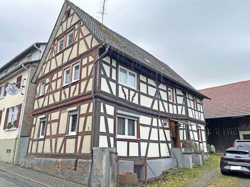 Foto - Haus zum Kaufen in Fürth 196.000,00 € 130 m²