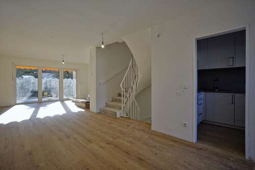 Foto - Haus zum Mieten in Ottobrunn 2.400,00 € 120 m²