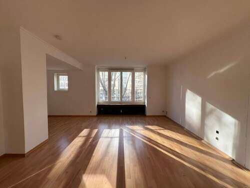 Foto - Wohnung zum Kaufen in Düsseldorf 360.000,00 € 99 m²