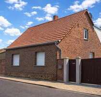 Haus zum Kaufen in Sachsen-Anhalt - Burg 125.000,00 € 131 m²