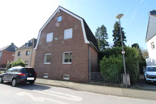 Foto - Haus zum Kaufen in Langenfeld 555.000,00 € 145.8 m²