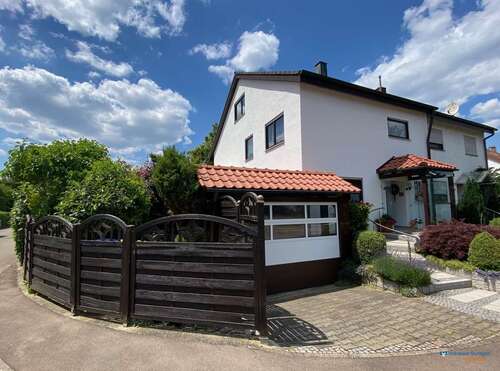 Foto - Haus zum Kaufen in Schorndorf Schlichten 549.000,00 € 154.79 m²